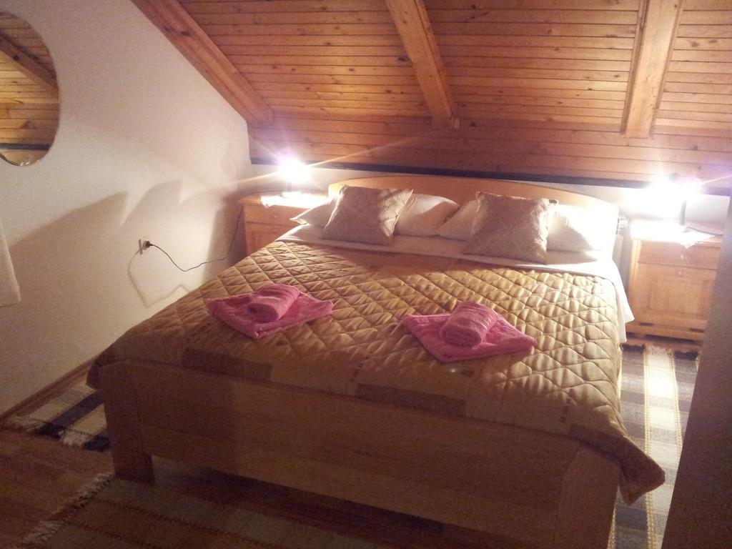 Guest House Family Varda Plitvice Lakes Плитвицька Єзера Екстер'єр фото