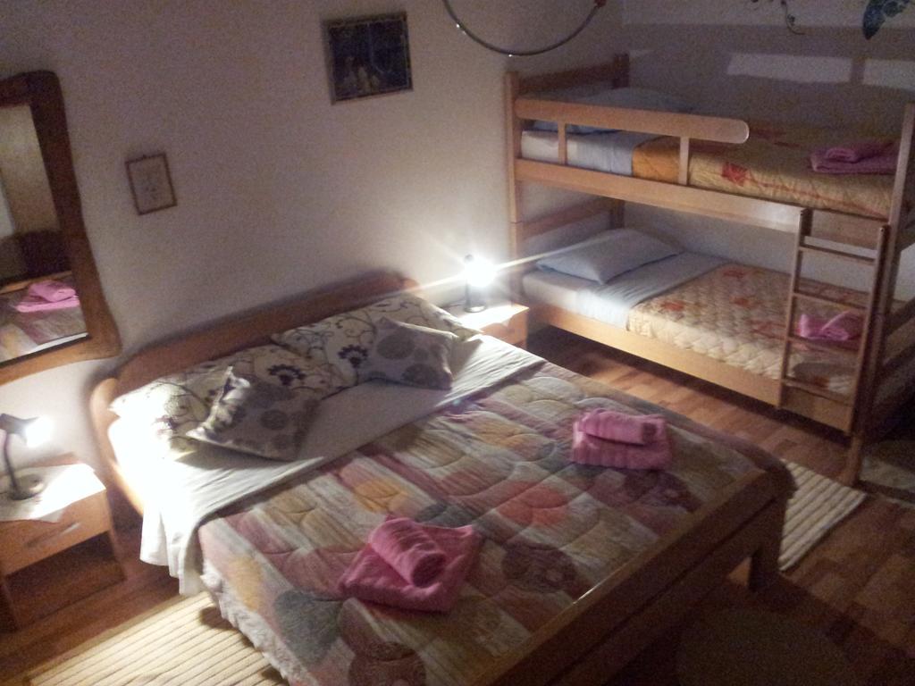 Guest House Family Varda Plitvice Lakes Плитвицька Єзера Екстер'єр фото