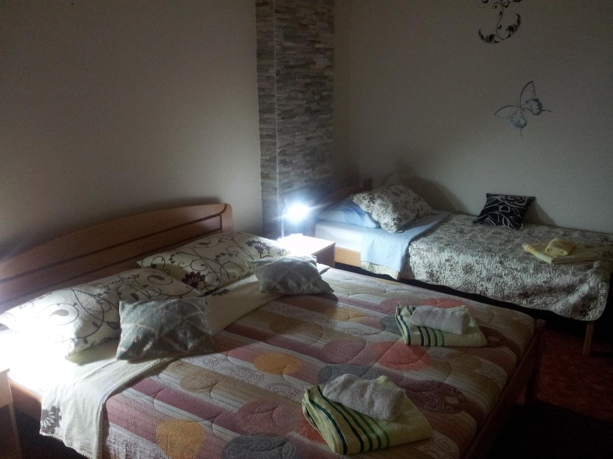 Guest House Family Varda Plitvice Lakes Плитвицька Єзера Екстер'єр фото